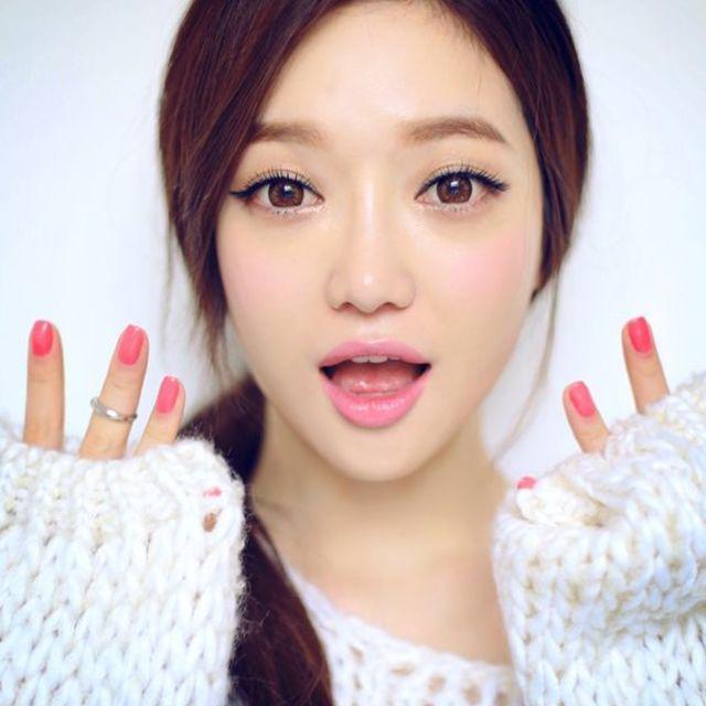 ภาพประกอบบทความ Korean Make Up 'ไอเดียแต่งหน้าสายเกา' แบบสวยๆ ที่สาวหมวยทุกคนต้องทำตาม 😘