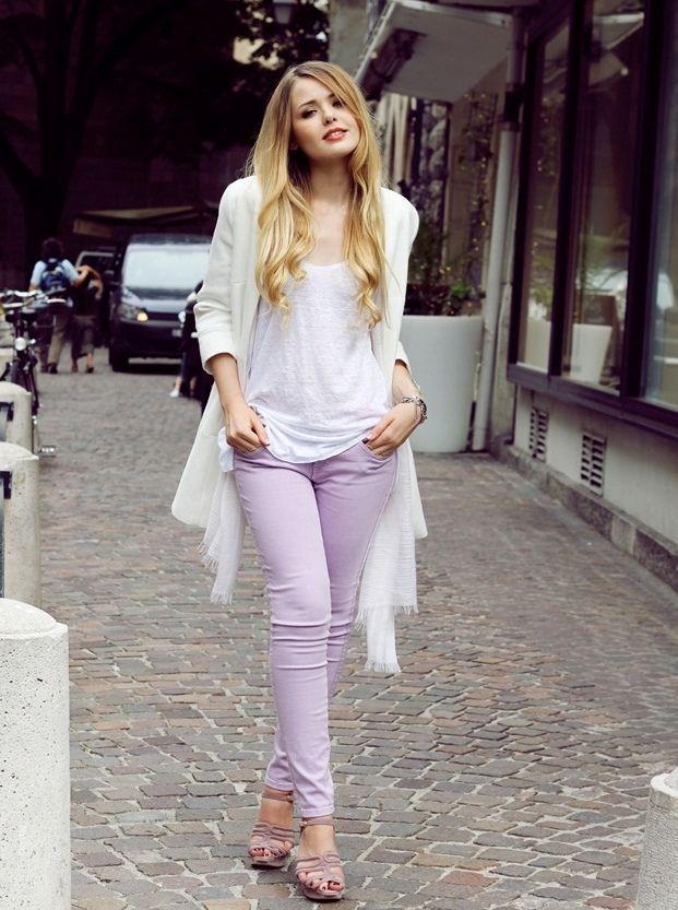 รูปภาพ:http://glamradar.com/wp-content/uploads/2016/07/3.-white-top-lavender-jeans.jpg
