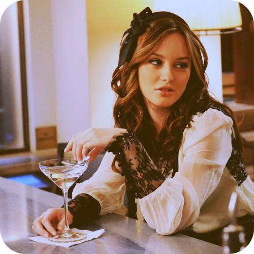 รูปภาพ:http://findanyphoto.com/wp-content/uploads/2012/08/Gossip-Girl-actress-Leighton-Meester-as-Blair-Waldorf-character-picture1.jpg