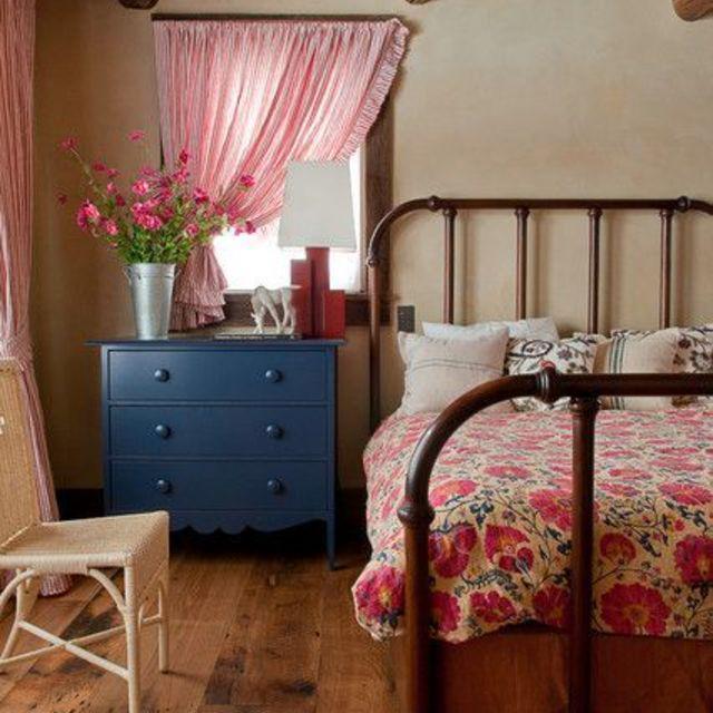 ภาพประกอบบทความ Vintage Bedroom ไอเดียแต่งห้องนอนแสนหวาน สไตล์วินเทจ