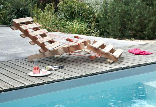 รูปภาพ:http://girlsonit.com/wp-content/uploads/2014/03/furnitures-wood-pallet-furnishing-lying-chair-ideas-also-pallet-pool-floor-for-natural-pool-accent-ideas-creative-wood-pallet-furniture-recycle-ideas.jpg