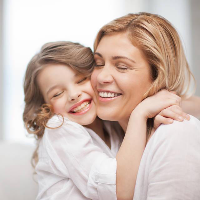 ภาพประกอบบทความ เพราะแม่คือคนสำคัญ! 5 วิธี "บอกรักแม่" ให้ประทับใจสุดๆ ヾ(oﾟωﾟo)ﾉﾞ