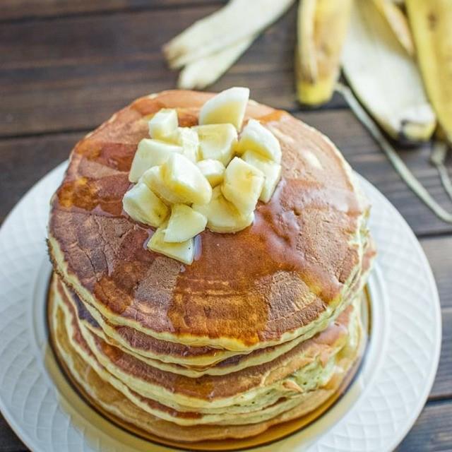 ภาพประกอบบทความ Healthy Banana Pancakes แพนเค้กกล้วยสูตรเด็ด อร่อยง่ายๆ ได้ประโยชน์เต็มคำ