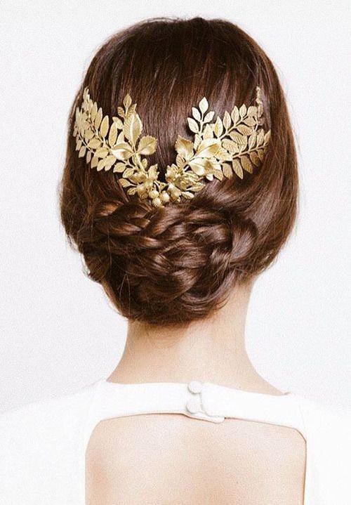รูปภาพ:http://www.hairsea.com/wp-content/uploads/2015/10/Best-Exquisite-Hair-Adornments-for-the-Bride11.jpg