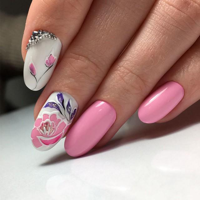 รูปภาพ:https://naildesignsjournal.com/wp-content/uploads/2017/06/perfect-nails-art-ideas-white-pink-flower-nails-designs.jpg