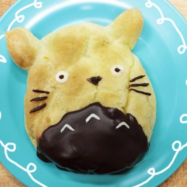 ภาพประกอบบทความ นุ่มนิ่มละลายในปาก! "Totoro Cream Puffs" แสนอร่อย (っ´ω`ｃ)
