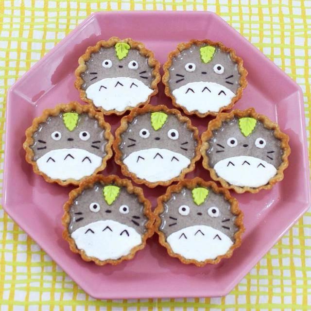 ตัวอย่าง ภาพหน้าปก:"Totoro Black Sesame Tarts" ทาร์ตงาดำโตโตโร่ อร่อยฟิน!