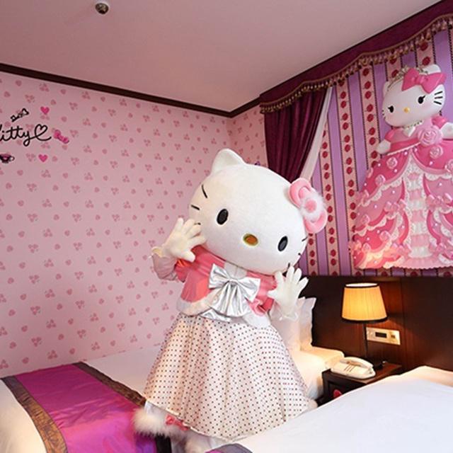 ตัวอย่าง ภาพหน้าปก:ฟินเว่อร์กับห้องพัก Hello Kitty ใจกลางโตเกียว