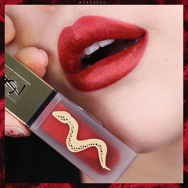 ภาพประกอบบทความ ลิป YSL Tatouage Couture The Metallics Snake Edition มี 6 สี สวยมากเวอร์!