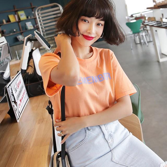 ภาพประกอบบทความ เพิ่มสีสันให้สาวซิส! กับ 20 ไอเดียมิกซ์แอนด์แมทช์ "เสื้อสีสดใส" ให้สวยชิค สไตล์สาวเกาหลี!