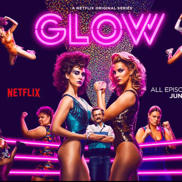 ภาพประกอบบทความ 9 ความสนุกซีรีส์ ' Glow ' ซีรีส์นักมวยปล้ำหญิงใน Netflix ที่สาว ๆ ไม่ควรพลาด!