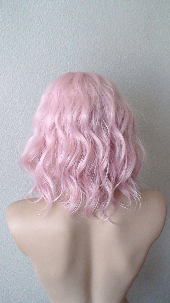 รูปภาพ:http://stylesweekly.com/wp-content/uploads/2017/03/10-beautiful-baby-pink-hairstyles-8.jpg