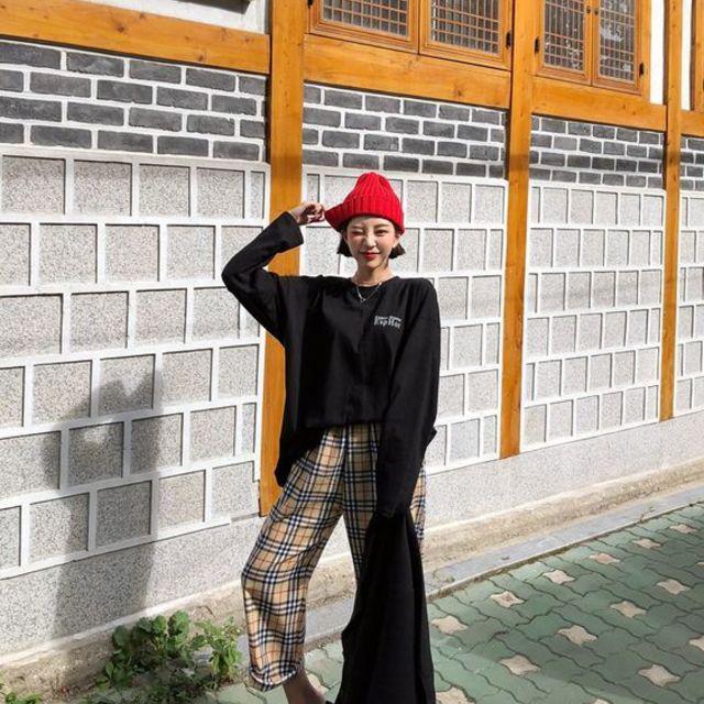 ภาพประกอบบทความ ส่องไอเดียแต่งชุด คู่ 'หมวกบีนนี่' แบบ Fall Fashion สไตล์สาวเกาหลี