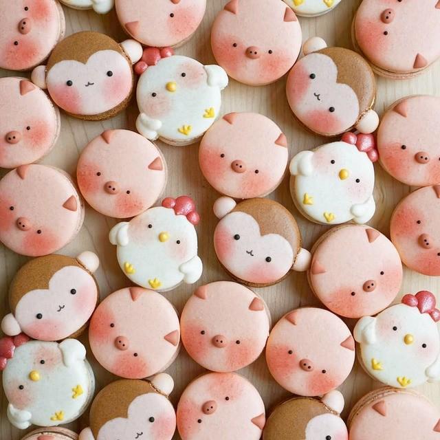 ภาพประกอบบทความ Cutie Macarons! เพิ่มไอเดียสร้างสรรค์ ครีเอท "มาการอง" ให้ยิ่งน่ากิน IG : mellyeatsworld