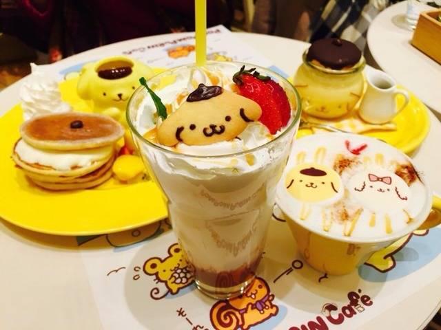 รูปภาพ:http://goinjapanesque.com/wpos/wp-content/uploads/2016/01/Tokyo-kawaii-cafe2.jpg