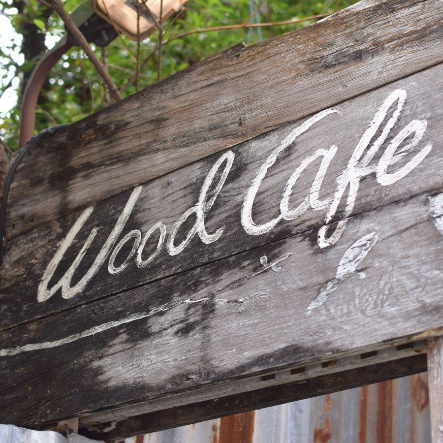 ภาพประกอบบทความ Wood Cafe เค้กอร่อยในซอยเกือบลึกไปกับเที่ยวเกิ๊น-Travel a lot