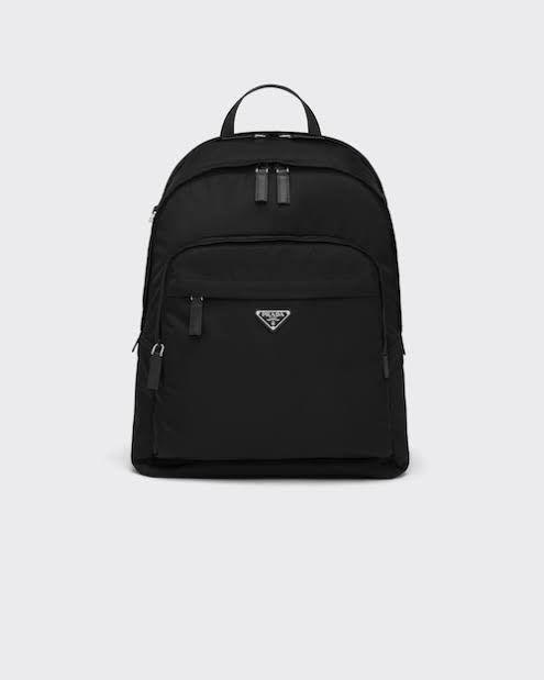 รูปภาพ:กระเป๋าเป้ PRADA รุ่น Re-Nylon And Saffiano Leather Backpack