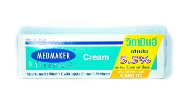 รูปภาพ:https://www.vitamincrew.com/132/medmaker-vitamin-e-cream-.jpg