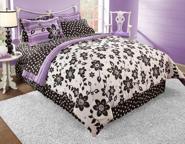 รูปภาพ:http://www.7solutionsresponse.org/wp-content/uploads/2015/07/contemporary-bedroom-bedding-set-purple-color-theme-black-purple-bed-sheets-purple-wall-paint-color-ideas-cozy-rug-seamless-fabric-under-bed.jpg
