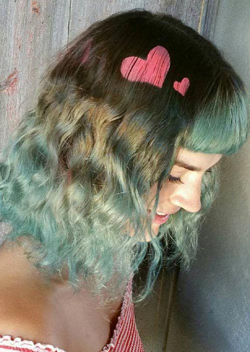 รูปภาพ:http://cdn.fashionisers.com/wp-content/uploads/2016/06/hair_stenciling_trend_hair_painting_art1.jpg