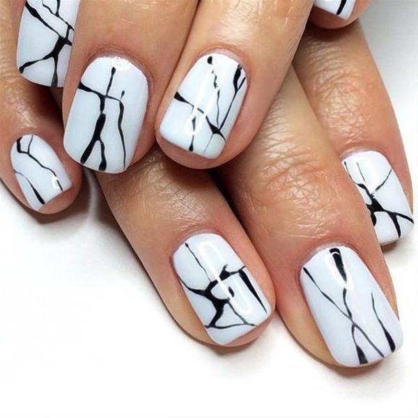 รูปภาพ:http://www.inkyournail.com/wp-content/uploads/2015/06/black-and-white-nail-designs-15.jpg