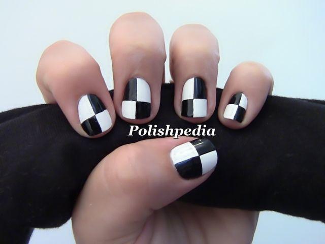 รูปภาพ:http://polishpedia.com/images/black-and-white-color-blocking-nails.jpg