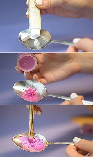 รูปภาพ:http://cdn-media-2.lifehack.org/wp-content/files/2014/09/53a06b6bc2bd8_-_cos-07-makeup-hacks-de.jpg