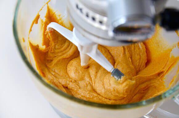 รูปภาพ:http://www.justataste.com/wp-content/uploads/2015/09/pumpkin-muffins-recipe.jpg