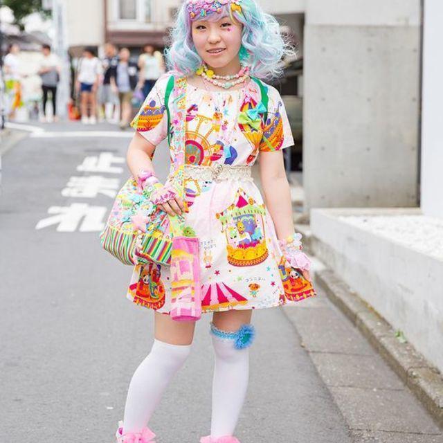 ภาพประกอบบทความ แฟชั่นญี่ปุ่นสไตล์ 'Tokyo Street Fashion' อาร์ตแค่ไหน ต้องห้ามพลาด!!