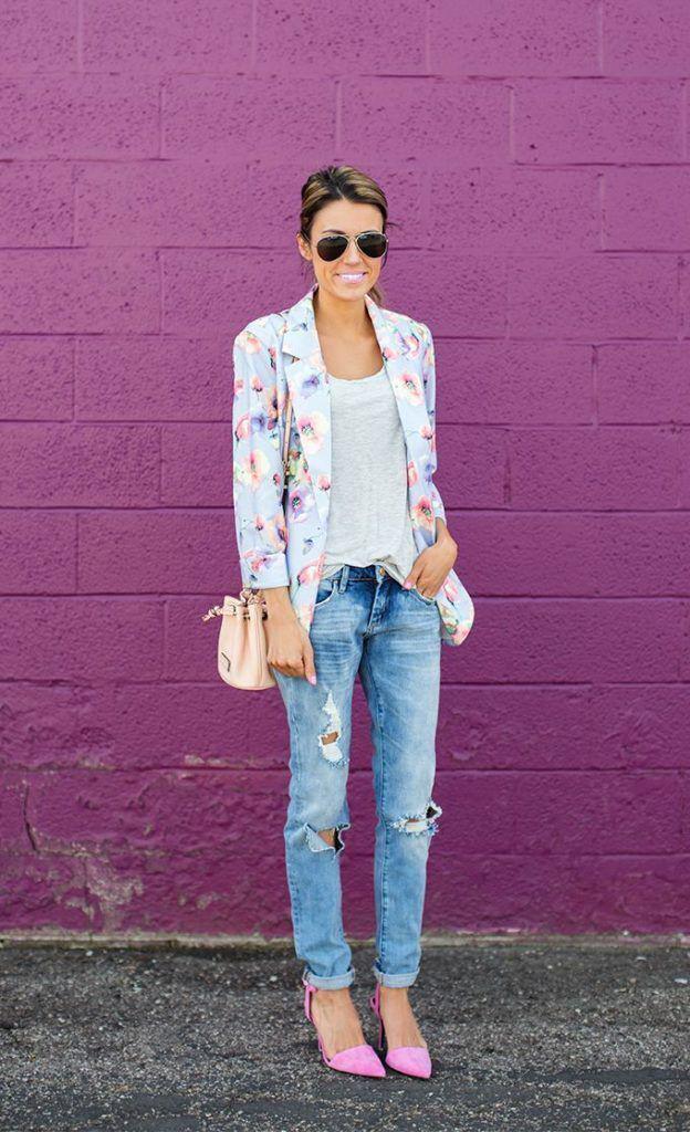 รูปภาพ:http://newfashioncraze.com/wp-content/uploads/2016/04/floral-blazer-and-ripped-jeans-624x1024.jpg