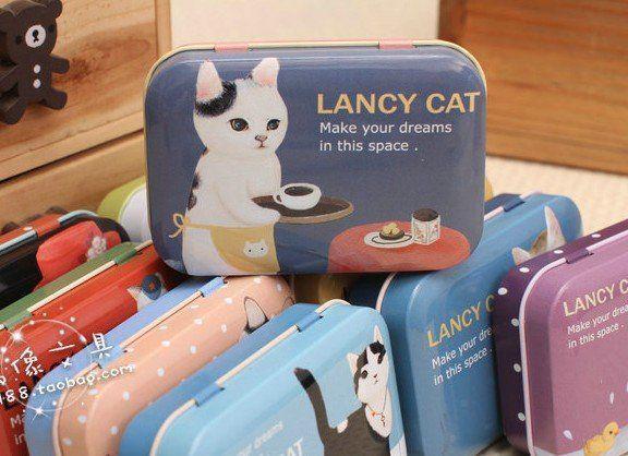 รูปภาพ:http://i01.i.aliimg.com/wsphoto/v0/535263801_1/Lancy-Cat-gift-tin-box-Make-Up-Box-Pen-Pencil-Case-Bag-Pouch-korean-Vintage-Stationery.jpg