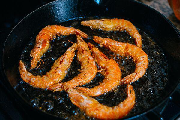 รูปภาพ:http://thewoksoflife.com/wp-content/uploads/2015/07/salt-and-pepper-shrimp-7.jpg