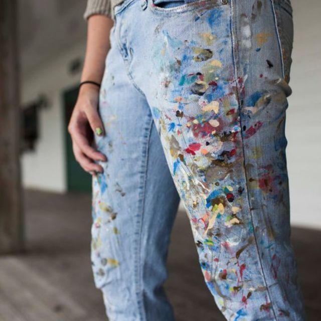 ภาพประกอบบทความ แฟชั่นมาแรง! Splatter Painted Jeans ยีนส์เลอะๆ เซอร์ได้ใจ