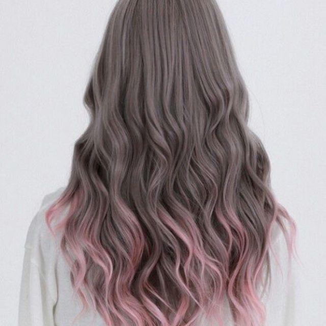 ภาพประกอบบทความ 33 ไอเดียสีผม 'Ash Pink' สีเทาชมพูหม่น หวาน เท่ ละมุน!