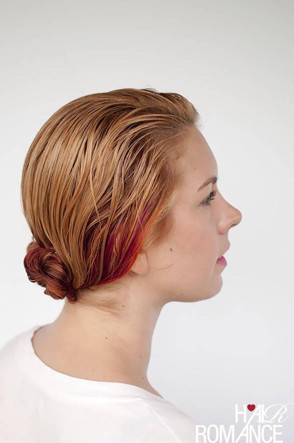 รูปภาพ:http://www.hairromance.com/wp-content/uploads/2014/06/Hair-Romance-wet-hair-styles-the-triple-twist-bun.jpg