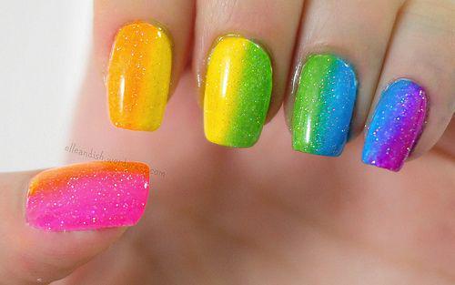 รูปภาพ:http://cdn.sheknows.com/articles/2014/01/allParenting/St_Pattys_nails/elleandish-rainbow_nails.jpg