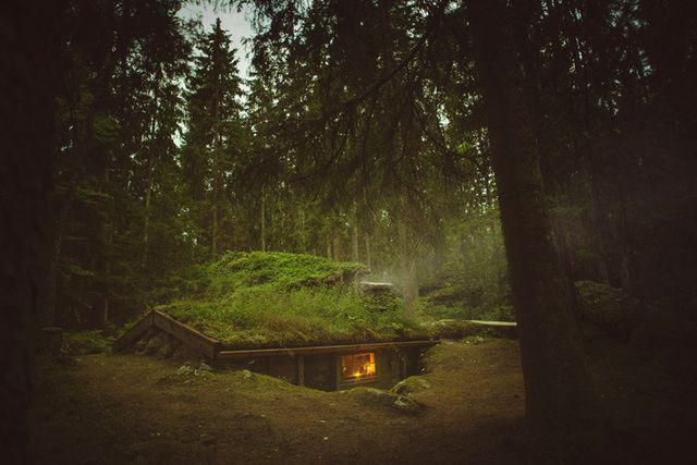 รูปภาพ:http://static.boredpanda.com/blog/wp-content/uploads/2016/06/cozy-cabins-in-the-woods-575fb293b592d__880.jpg