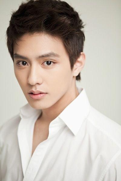 รูปภาพ:http://star.koreandrama.org/wp-content/uploads/2006/06/Do-Ji-Han-8.jpg