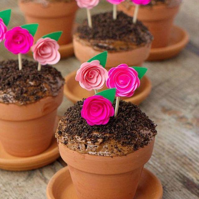 ภาพประกอบบทความ เมนู "Flower Cupcakes" เมนูของหวานสุดฟินสำหรับผู้หญิงที่ชอบดอกไม้!!