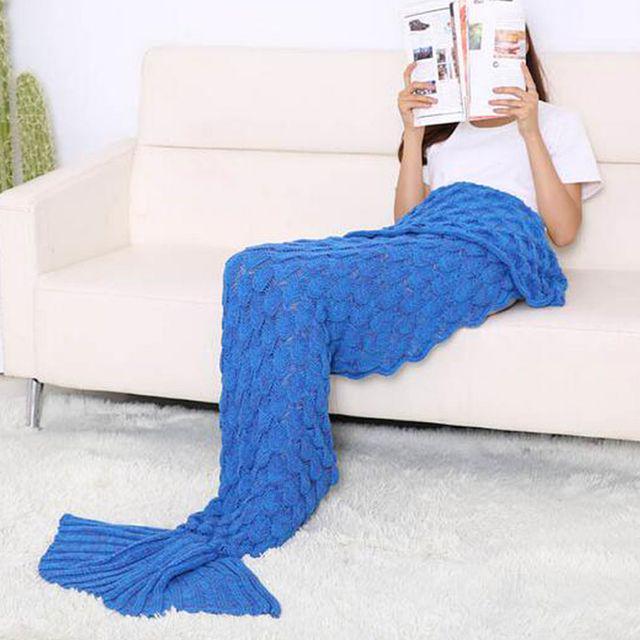 รูปภาพ:http://www.mermaidblanketstores.com/images/Fish-ScalesMermaid-Tail-Blanket-Handmade-Knitted-Blanket-New-Fashion-Fish-Tail-Sofa-Blanket-TV-wool-Children%20(1).jpg