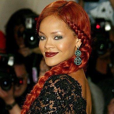 รูปภาพ:http://assets.instyle.co.uk/instyle/live/styles/article_landscape_600_wide/s3/galleries/11/09/Rihanna_Celebrities_with_red_hair_photos_1_0.jpg?itok=KEBRGAOA