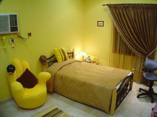 รูปภาพ:http://fresh-design.info/wp-content/uploads/magnificent-yellow-bedroom-on-bedroom-with-smart-yellow-rooms.jpg