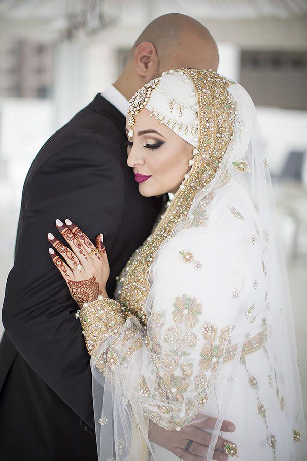 รูปภาพ:http://static.boredpanda.com/blog/wp-content/uploads/2016/09/hijab-bride-muslim-wedding-37-57d66f528f2e2__605.jpg