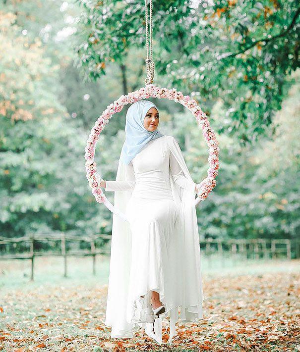 รูปภาพ:http://static.boredpanda.com/blog/wp-content/uploads/2016/09/hijab-bride-muslim-wedding-29-57d66f3ca3c25__605.jpg