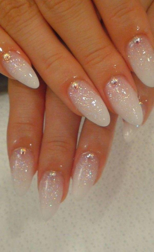 รูปภาพ:http://beautifieddesigns.com/wp-content/uploads/2015/12/bride-nail.jpg