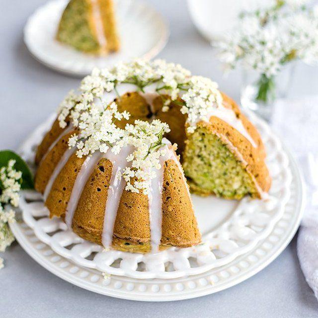 ภาพประกอบบทความ 20 ไอเดียขนมเค้ก 'Bundt Cake' สุดเด็ดที่เห็นแล้วต้องอยากลอง 