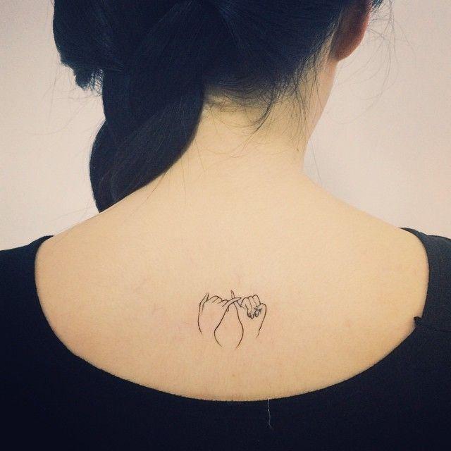 รูปภาพ:https://www.instagram.com/p/zwszGVtuTC/?taken-by=tattooist_doy