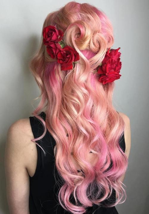 รูปภาพ:http://i2.wp.com/therighthairstyles.com/wp-content/uploads/2016/10/10-pastel-pink-hair-with-highlights.jpg?resize=500%2C718