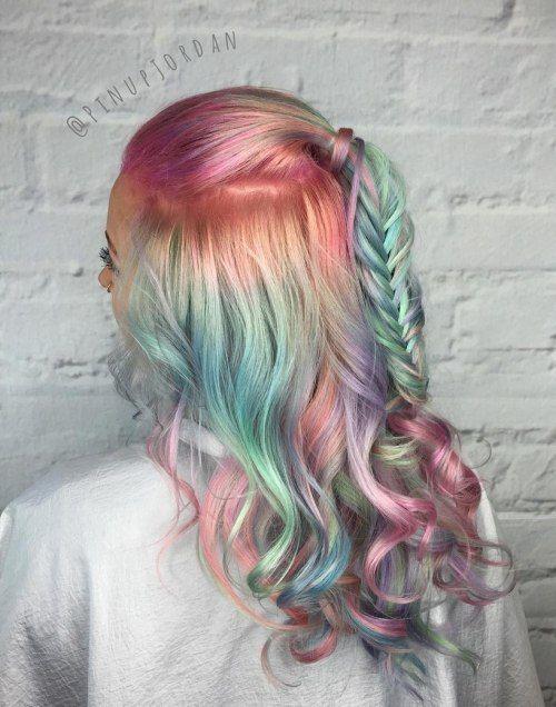 รูปภาพ:http://i1.wp.com/therighthairstyles.com/wp-content/uploads/2016/10/8-half-updo-for-pastel-teal-and-pink-hair.jpg?resize=500%2C636