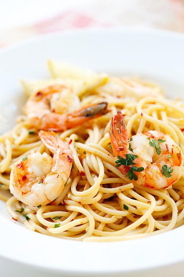 รูปภาพ:http://rasamalaysia.com/wp-content/uploads/2014/12/spaghetti_aglio_e_olio2.jpg